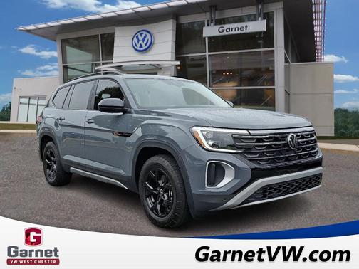2024 Volkswagen Atlas 2.0T Peak Edition SE w/Technology