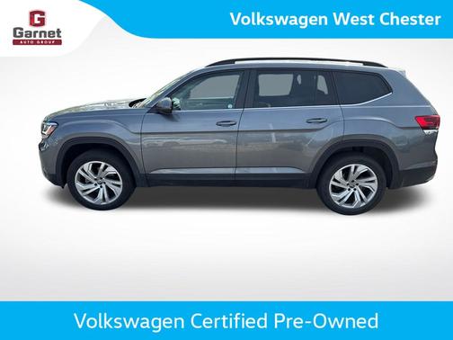 Platinum Gray Metallic 2023 Volkswagen Atlas 3.6 SE w/ Technology
