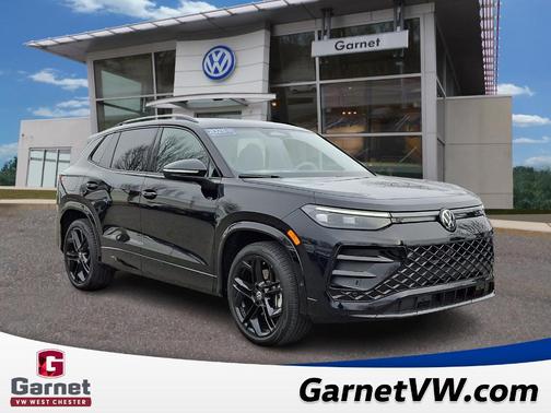 2025 Volkswagen Tiguan 2.0T SE R-Line Black