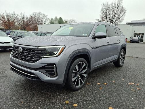 2025 Volkswagen Atlas 2.0T SEL Premium R-Line