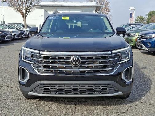 2025 Volkswagen Atlas 2.0T SE