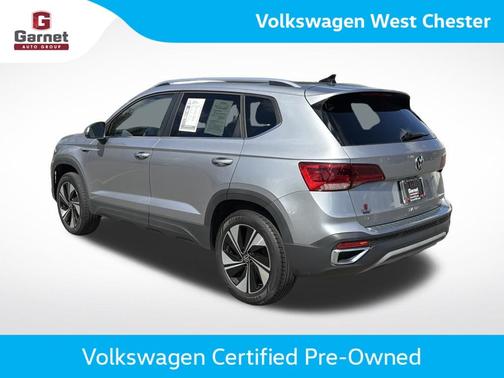 Pyrite Silver Metallic 2024 Volkswagen Taos 1.5T SE