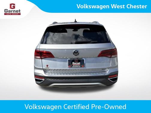 Pyrite Silver Metallic 2024 Volkswagen Taos 1.5T SE