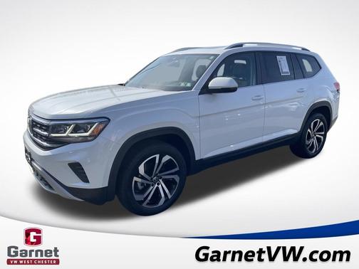 Opal White Pearl Effect 2023 Volkswagen Atlas 2.0T SEL
