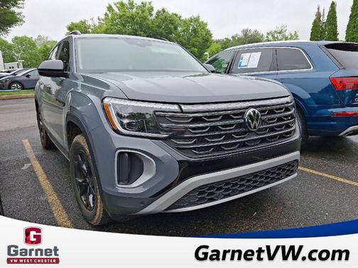 2024 Volkswagen Atlas 2.0T Peak Edition SE w/Technology