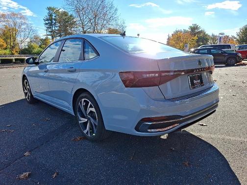 2025 Volkswagen Jetta 1.5T SEL