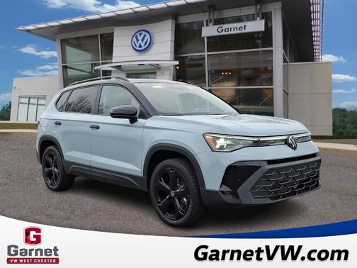 2025 Volkswagen Taos 1.5T SE Black