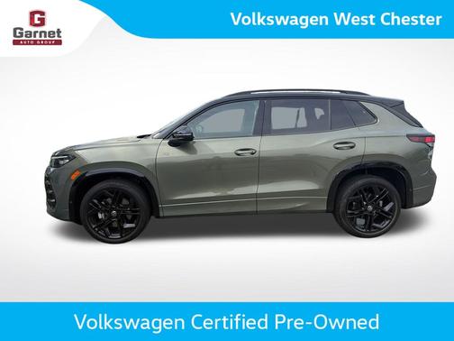 Avocado Green  W/Black Roof 2025 Volkswagen Tiguan 2.0T SE R-Line Black