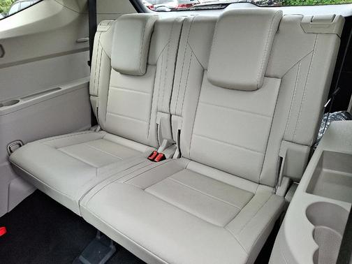 2022 Volkswagen Atlas 3.6 SE w/ Technology