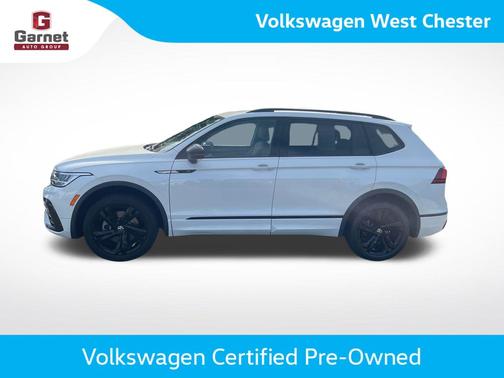 Opal White Pearl Effect 2024 Volkswagen Tiguan 2.0T SE R-Line Black