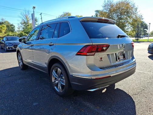 2021 Volkswagen Tiguan 2.0T SEL
