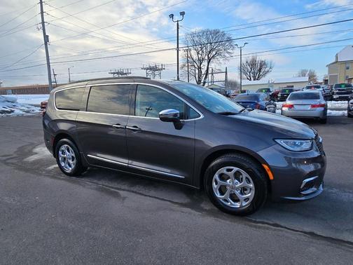 2022 Chrysler Pacifica Limited