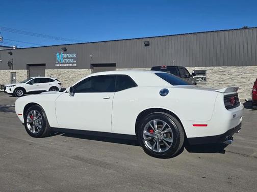 2020 Dodge Challenger SXT