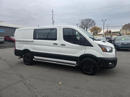 2024 Ford Transit-250 Base