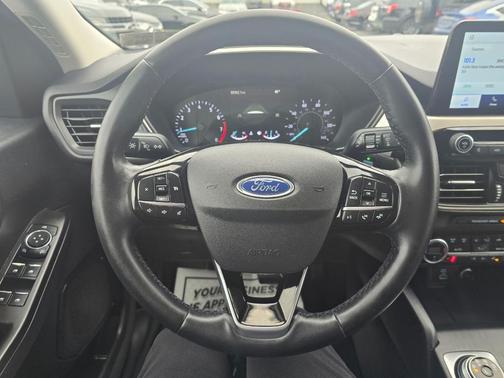 2021 Ford Escape SE