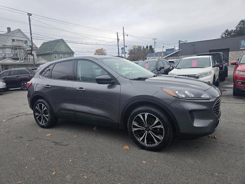 2021 Ford Escape SE