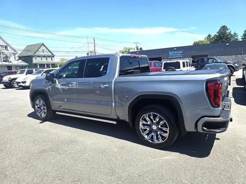 Sterling Metallic 2024 GMC Sierra 1500 Denali