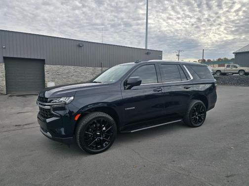 2023 Chevrolet Tahoe LS
