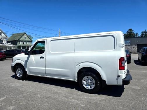 2021 Nissan NV Cargo NV3500 HD S V8
