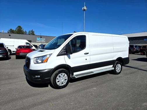 2022 Ford Transit-250 Base