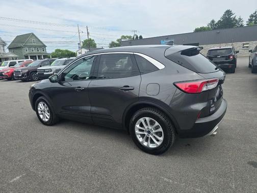 Magnetic Metallic 2020 Ford Escape SE