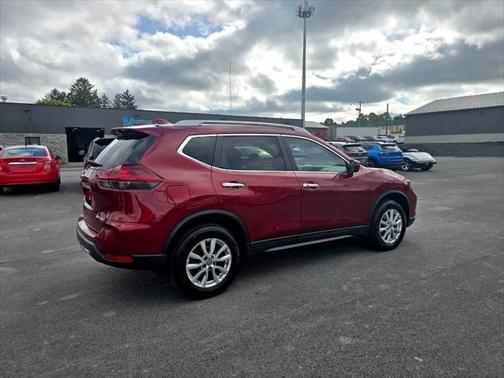 2020 Nissan Rogue SV