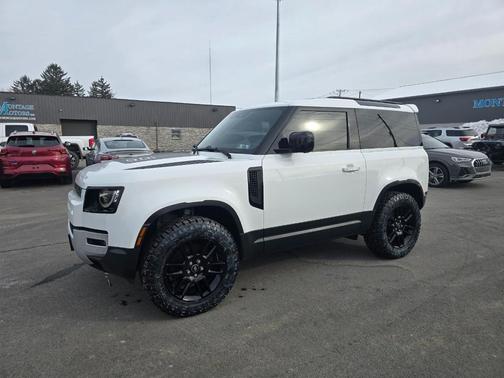 2022 Land Rover Defender 90 S