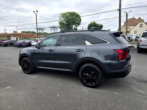 2021 Kia Sorento S