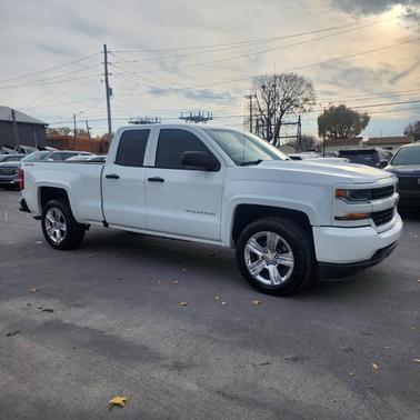2017 Chevrolet Silverado 1500 Custom