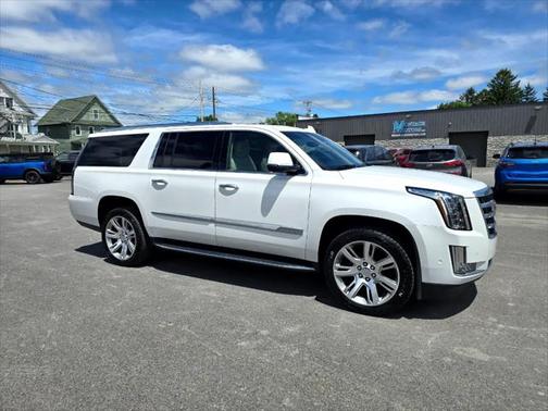 2019 Cadillac Escalade ESV Luxury