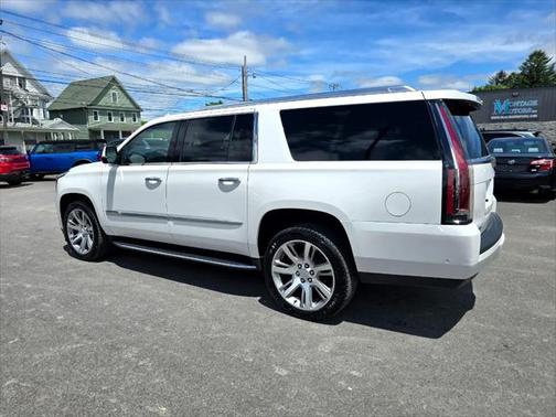 2019 Cadillac Escalade ESV Luxury