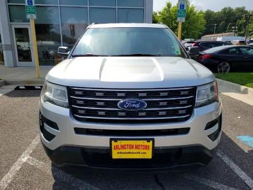2016 Ford Explorer Base