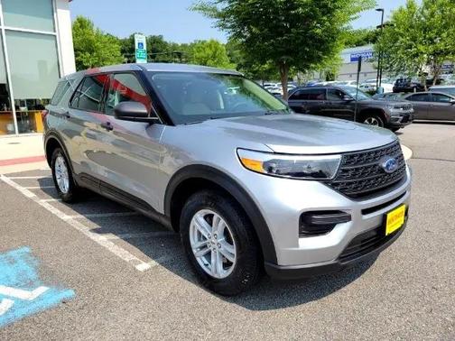 2022 Ford Explorer Base 4WD