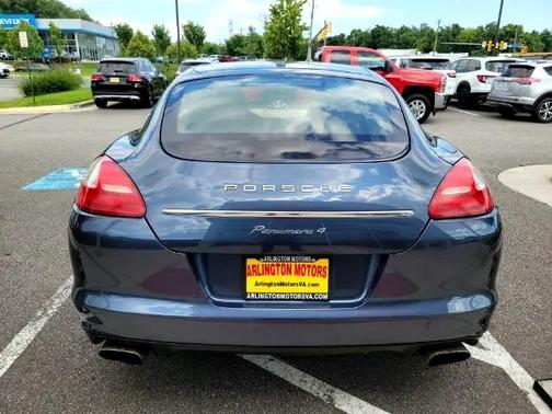 2011 Porsche Panamera 4