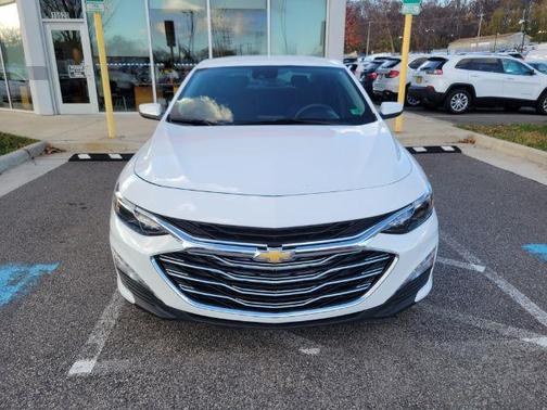 2023 Chevrolet Malibu 4dr Sdn 1LT