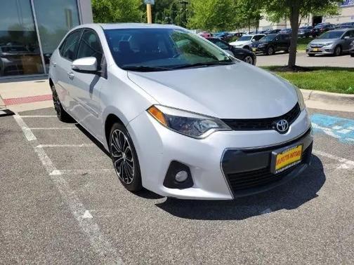 Classic Silver Metallic 2014 Toyota Corolla S Plus