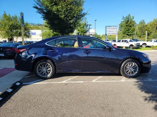 2018 Lexus ES 350 Base