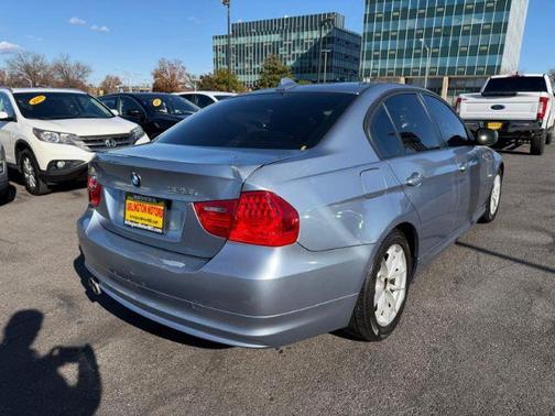 2010 BMW 328 4dr Sdn 328i RWD