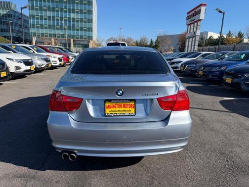 2010 BMW 328 4dr Sdn 328i RWD