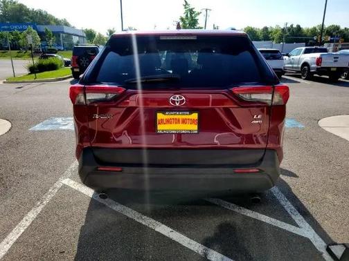 2021 Toyota RAV4 LE