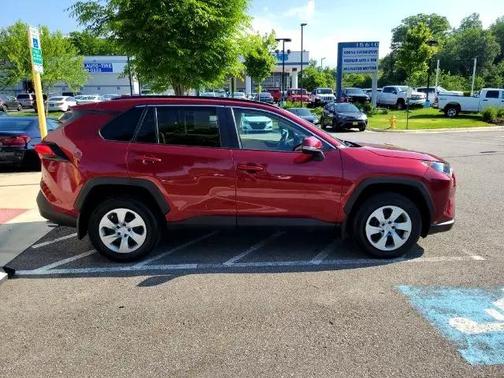 2021 Toyota RAV4 LE