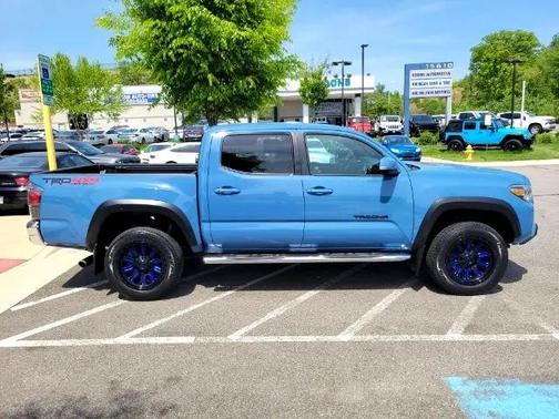 2019 Toyota Tacoma SR