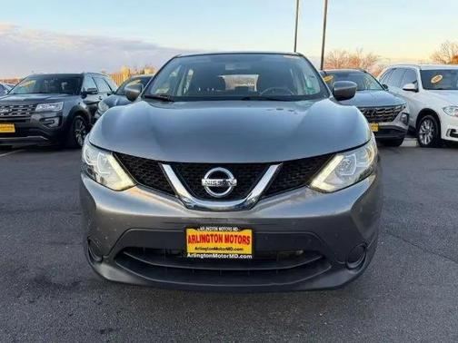Gun Metallic 2017 Nissan Rogue Sport S