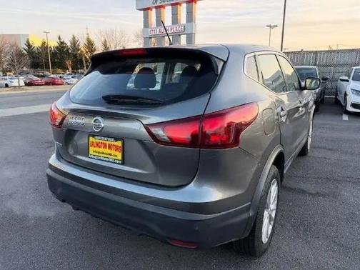 Gun Metallic 2017 Nissan Rogue Sport S
