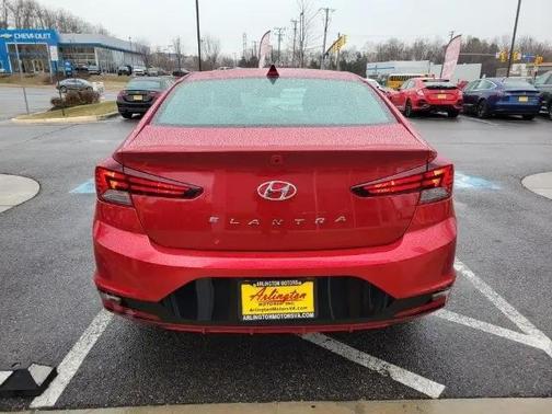 2020 Hyundai ELANTRA SEL