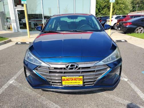 2020 Hyundai ELANTRA SEL