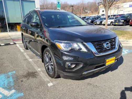 2019 Nissan Pathfinder Platinum