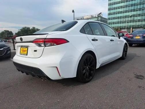 White 2022 Toyota Corolla SE