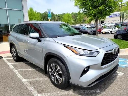 2020 Toyota Highlander XLE