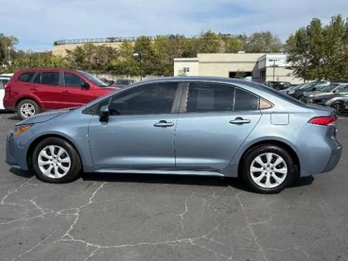 Celestite 2020 Toyota Corolla LE